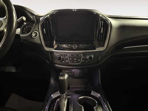 Used 2020 Chevrolet Traverse LT w/ LPO, Floor Liner Package image 15