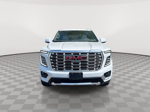 New 2026 GMC Yukon XL Denali w/ Denali Reserve Package image 3