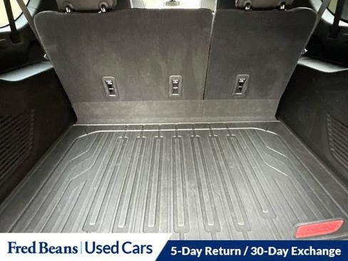 Used 2021 GMC Yukon XL Denali AWD/4WD image 34