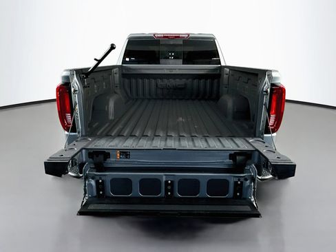 Used 2025 GMC Sierra 1500 AT4 w/ AT4 Premium Package AWD/4WD image 29
