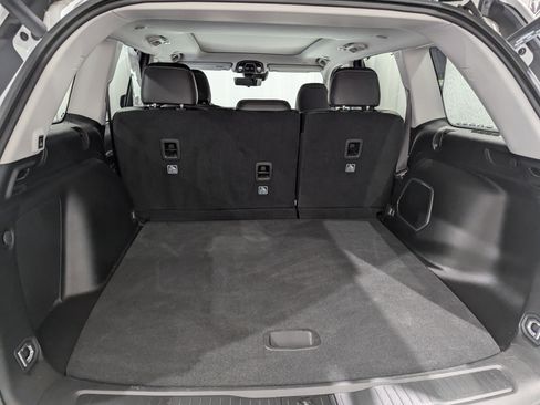 Used 2023 Jeep Grand Cherokee 4WD 4xe w/ Luxury Tech Group II image 11