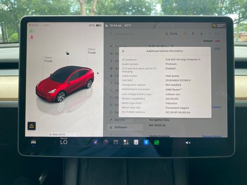 Used 2024 Tesla Model Y Long Range AWD/4WD image 26