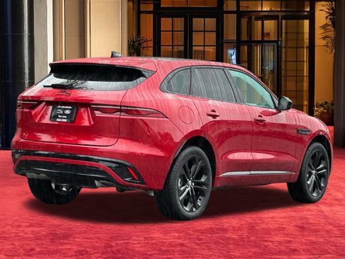New 2024 Jaguar F-PACE R-Dynamic S image 10
