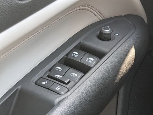 Used 2024 Jeep Compass Limited w/ Elite Group AWD/4WD image 27