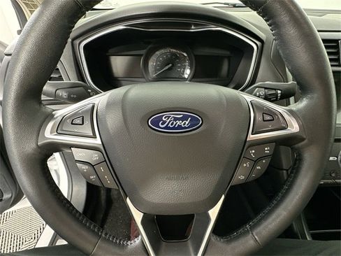 Used 2020 Ford Fusion Energi Titanium image 22