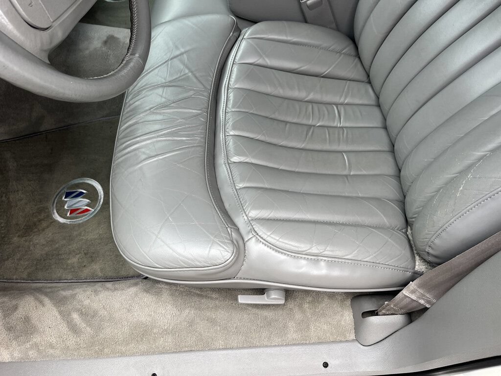 Used 1992 Buick Roadmaster Sedan RWD image 34