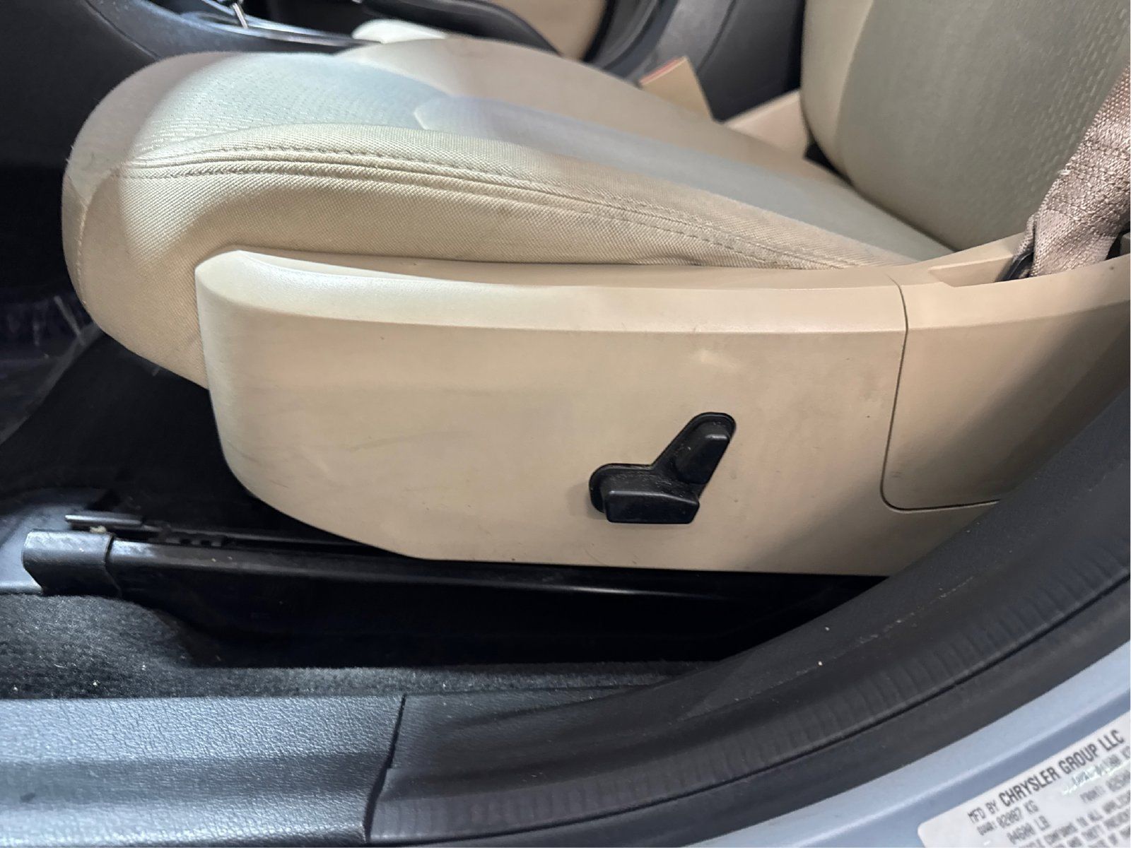 Used 2014 Chrysler 200 Touring FWD image 18