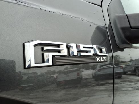 Used 2018 Ford F150 XLT w/ Equipment Group 302A Luxury image 2