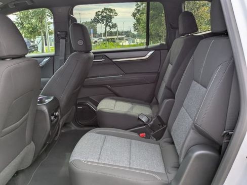Used 2026 GMC Acadia Elevation w/ Black Edition FWD image 13
