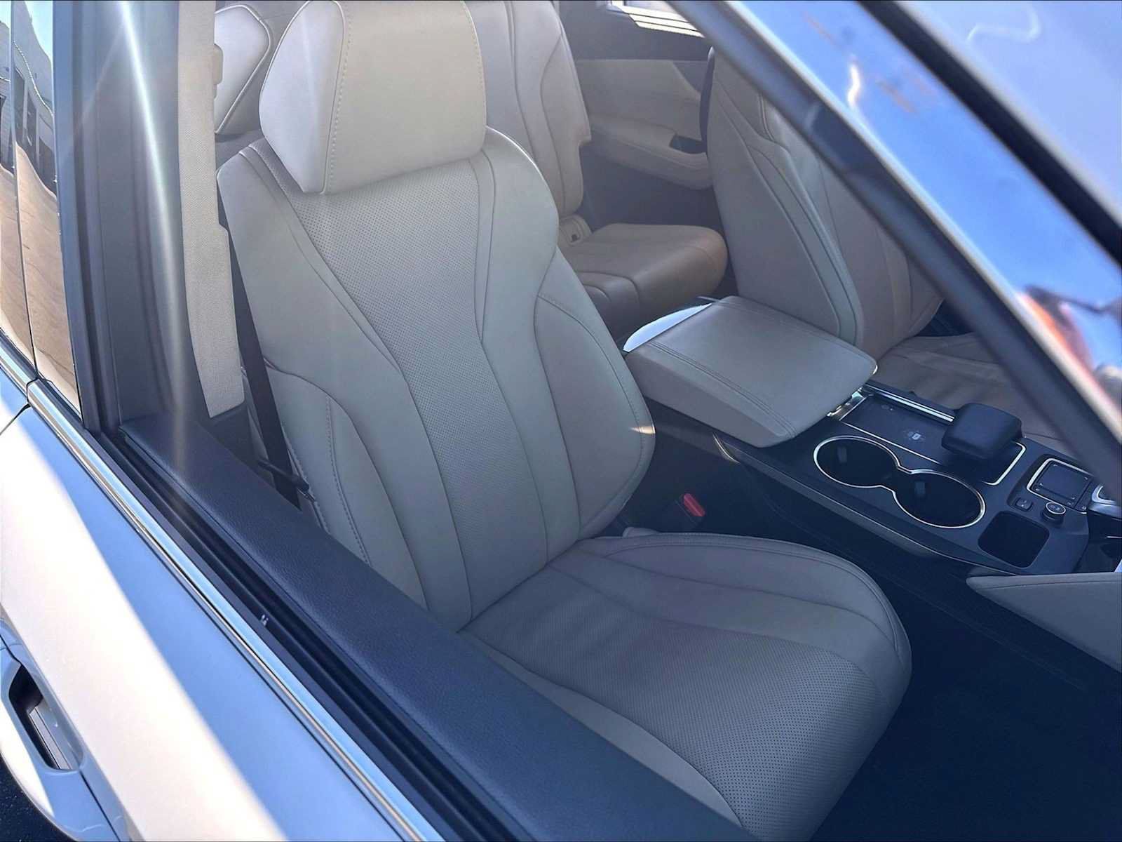 Used 2022 Acura MDX w/ Technology Package FWD image 10