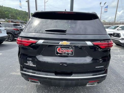 Used 2022 Chevrolet Traverse Premier w/ LPO, Floor Liner Package FWD image 3