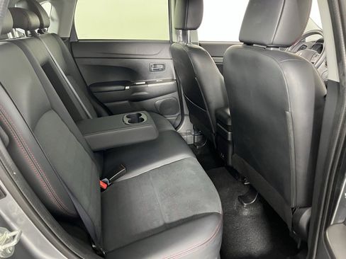 Used 2025 Mitsubishi Outlander Sport SE image 28