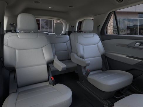 New 2026 Ford Explorer Active w/ Active Comfort Package RWD image 11