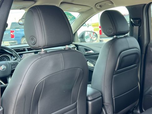 Certified 2023 Buick Encore GX Preferred w/ Cold Weather Comfort Package AWD/4WD image 34