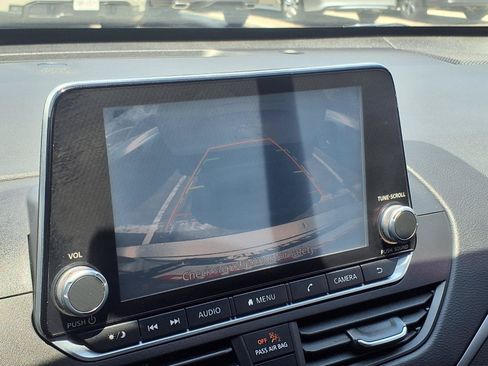 Used 2020 Nissan Altima 2.5 S FWD image 21