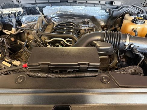 Used 2013 Ford F150 FX4 w/ Mid Equipment Group AWD/4WD image 5