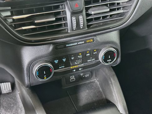 Used 2025 Ford Escape ST-Line FWD image 23