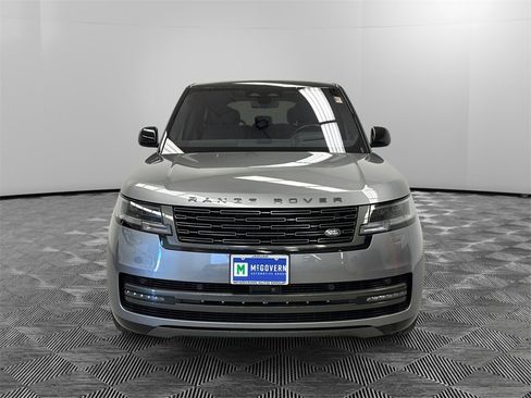 Used 2023 Land Rover Range Rover SE image 8
