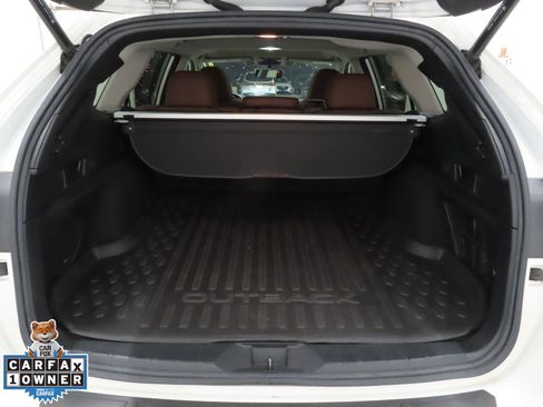 Used 2021 Subaru Outback Touring w/ Popular Package #2 image 20