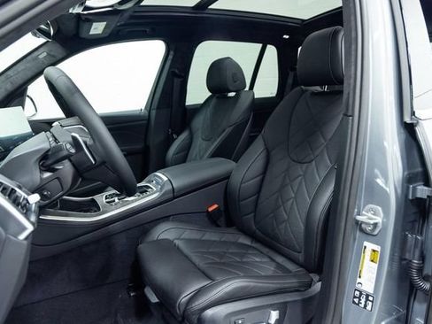 Used 2026 BMW X5 xDrive40i AWD/4WD image 19