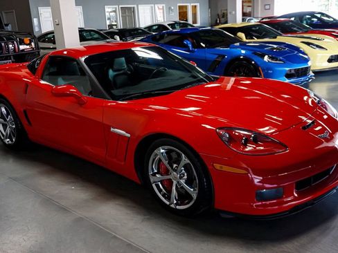 Used 2013 Chevrolet Corvette Grand Sport w/ 2LT Preferred Equipment Group RWD image 4
