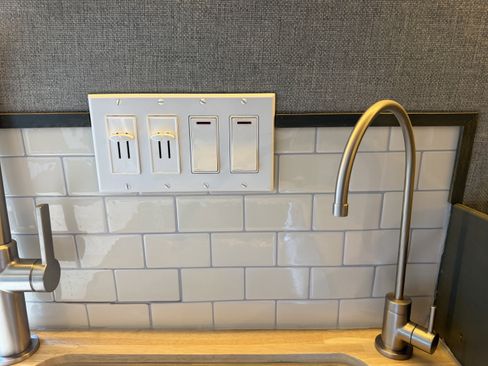 Used 2021 Ford Transit 250 148 High Roof Extended AWD image 43