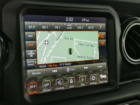 Certified 2021 Jeep Wrangler Unlimited Rubicon w/ Trailer Tow Package image 23