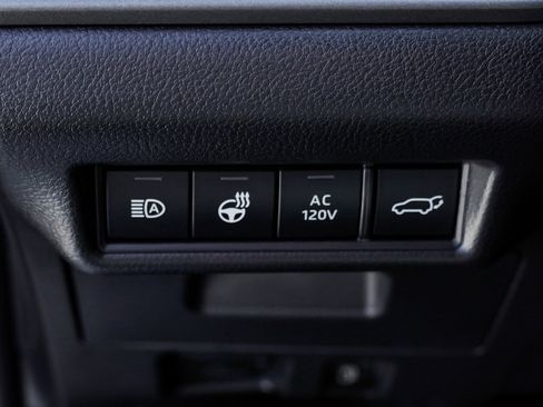 Used 2025 Toyota Grand Highlander AWD Hybrid image 18