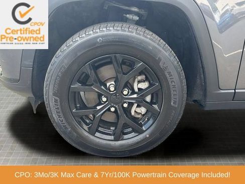 Certified 2024 Jeep Grand Cherokee L Laredo AWD/4WD image 31