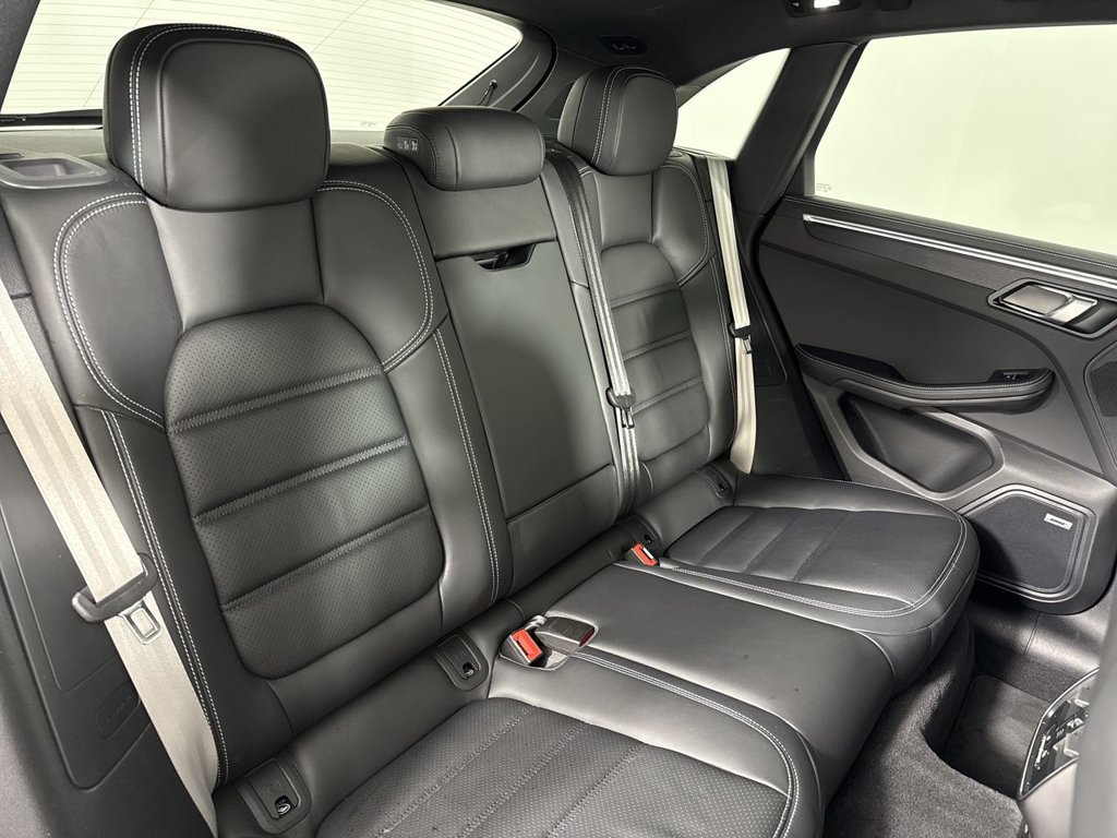 Certified 2023 Porsche Macan GTS AWD/4WD image 23