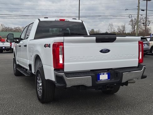 Used 2025 Ford F250 XLT image 10