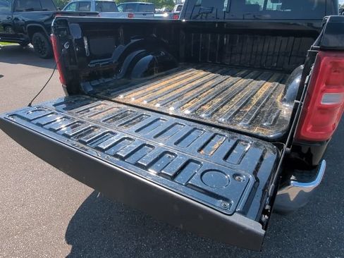 Used 2026 RAM 1500 Laramie AWD/4WD image 38
