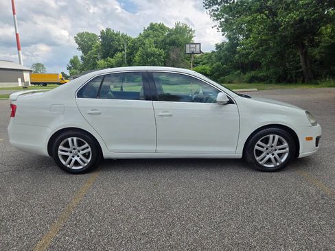 Used 2007 Volkswagen Jetta Wolfsburg Edition FWD image 12