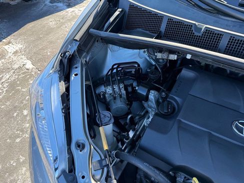 Used 2015 Toyota Sienna XLE Premium image 47