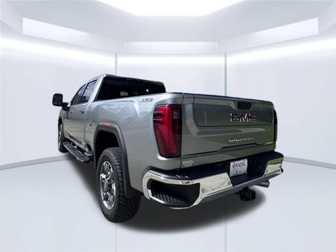 Used 2026 GMC Sierra 2500 SLT w/ SLT Premium Package AWD/4WD image 7