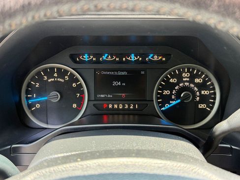 Used 2016 Ford F150 XLT w/ Equipment Group 301A Mid RWD image 18