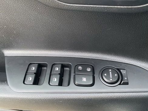 Used 2022 Kia Rio LX image 11