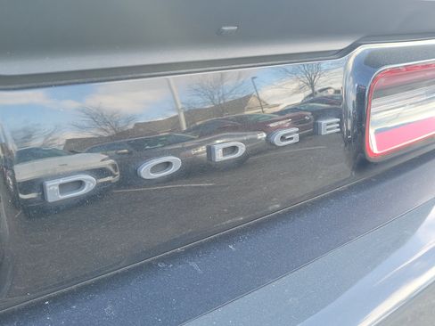 Used 2017 Dodge Challenger SRT Hellcat image 6