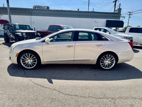 Used 2013 Cadillac XTS Platinum FWD image 7