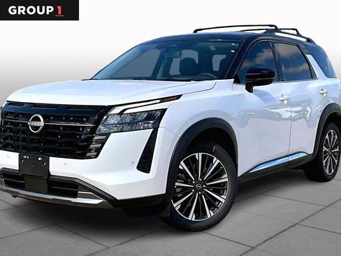 New 2026 Nissan Pathfinder Platinum AWD/4WD image 1