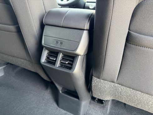 New 2026 GMC Terrain Elevation w/ Technology Package II AWD/4WD image 18