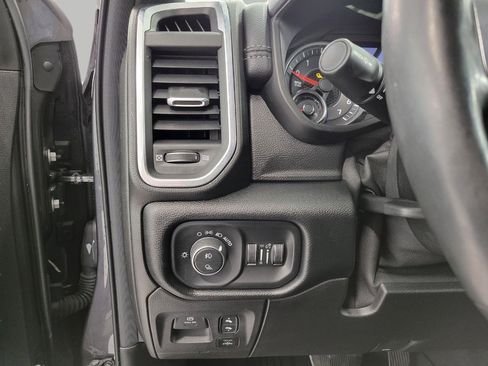 Used 2019 RAM 1500 Laramie w/ Sport Appearance Package image 11