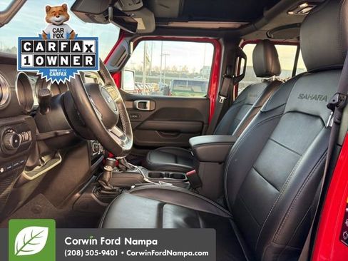 Used 2022 Jeep Wrangler Unlimited Sahara w/ Cold Weather Group image 8