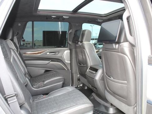 Used 2021 Cadillac Escalade Sport Platinum AWD/4WD image 20