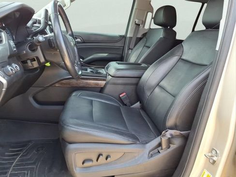 Used 2016 Chevrolet Suburban LT AWD/4WD image 18