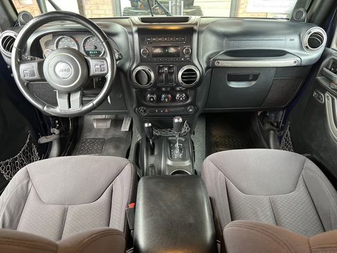 Used 2013 Jeep Wrangler Sport image 7