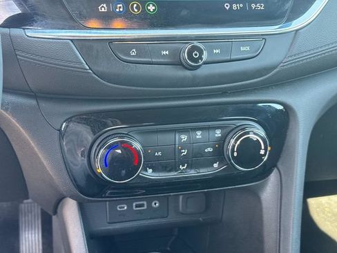 Used 2023 Buick Encore GX Preferred w/ Cold Weather Comfort Package FWD image 31