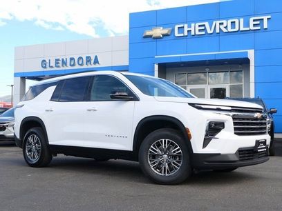 Certified 2025 Chevrolet Traverse LT
