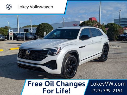 New 2026 Volkswagen Atlas Cross Sport SEL R-Line AWD/4WD image 1
