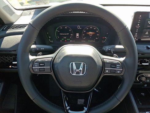 New 2026 Honda Accord EX-L image 17